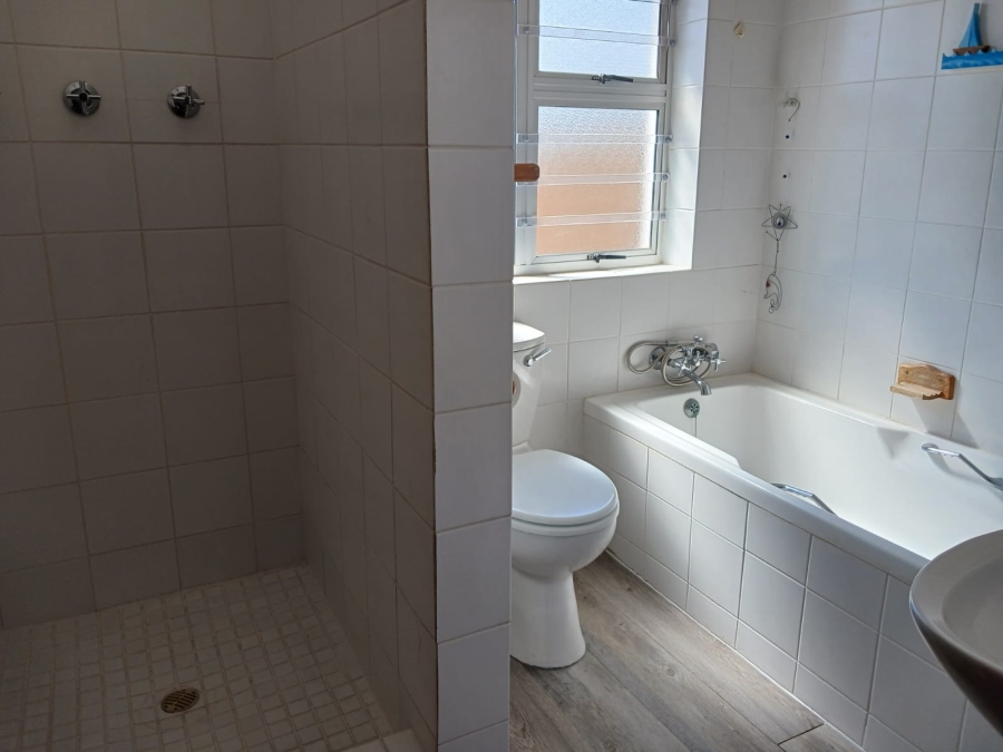 3 Bedroom Property for Sale in Stilbaai Wes Western Cape